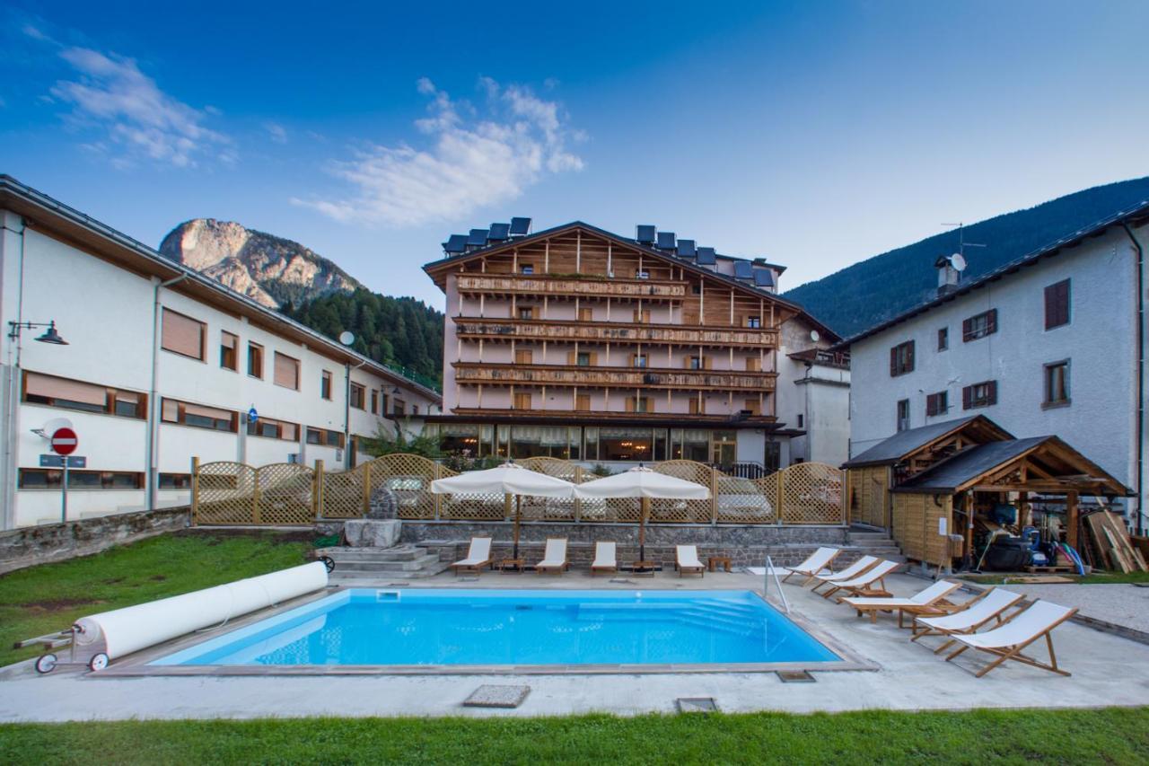 Hotel Posta Forni di Sopra Εξωτερικό φωτογραφία
